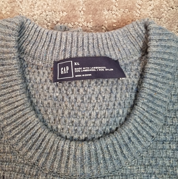 🍁GAP Lambswool Sweater🍁 - Picture 4 of 5